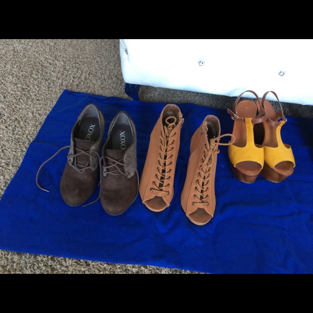 Shoes - Picture 5 of 8